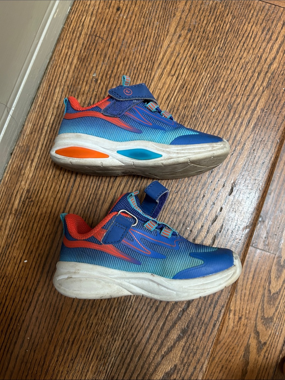 Stride Rite Kids Blue and orange Velcro Athletic light up Sneakers - Picture 4 of 6